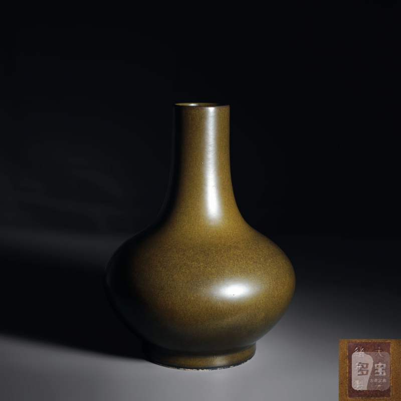 清光绪 茶叶末釉荸荠瓶